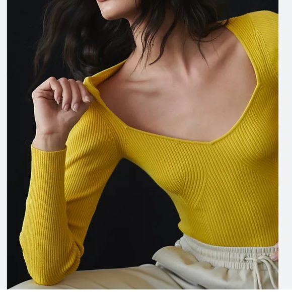 Anthropologie Sweetheart Sweater - Picture 2 of 4